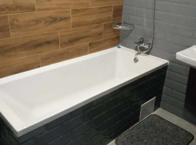 посуточно отличная в центре Apartamento Uzhhorod